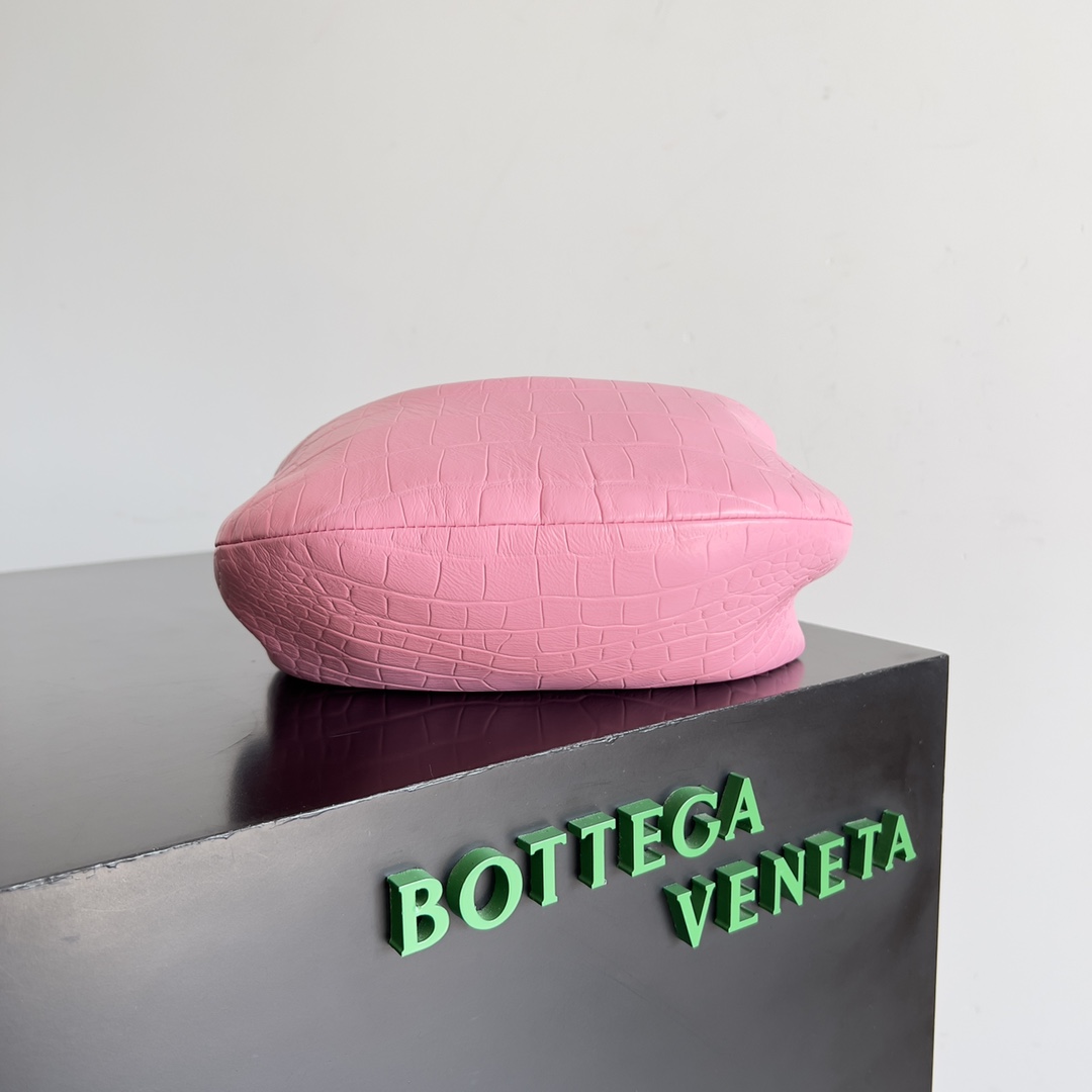 Bottega Veneta Hobo Bags